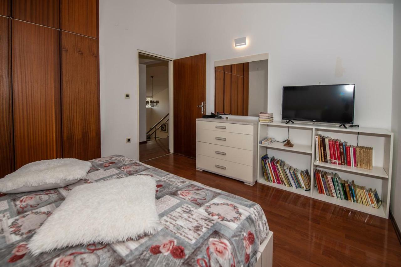 Cave Romane Apartment With Private Pool And Sea View Винкуран Екстериор снимка