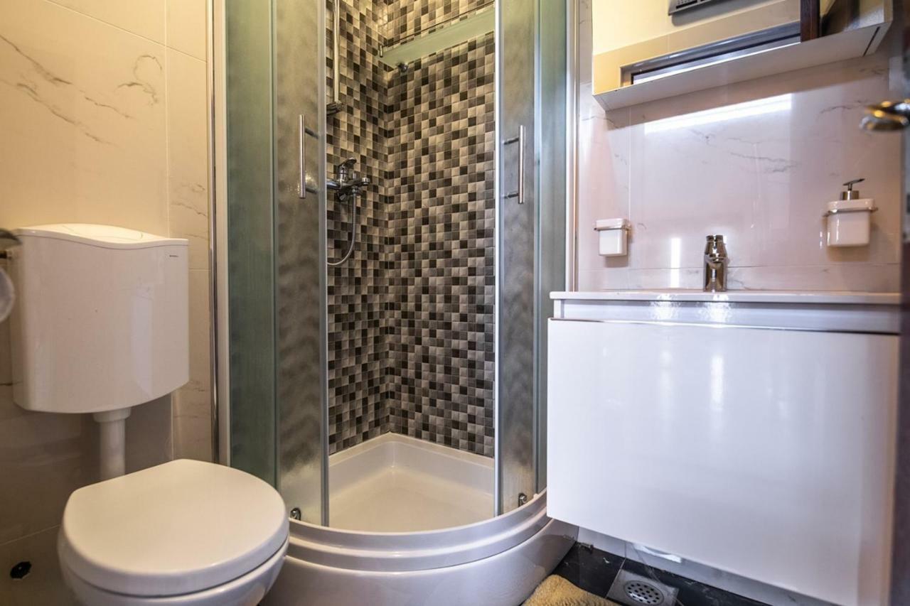 Cave Romane Apartment With Private Pool And Sea View Винкуран Екстериор снимка