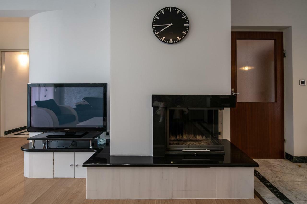 Cave Romane Apartment With Private Pool And Sea View Винкуран Екстериор снимка