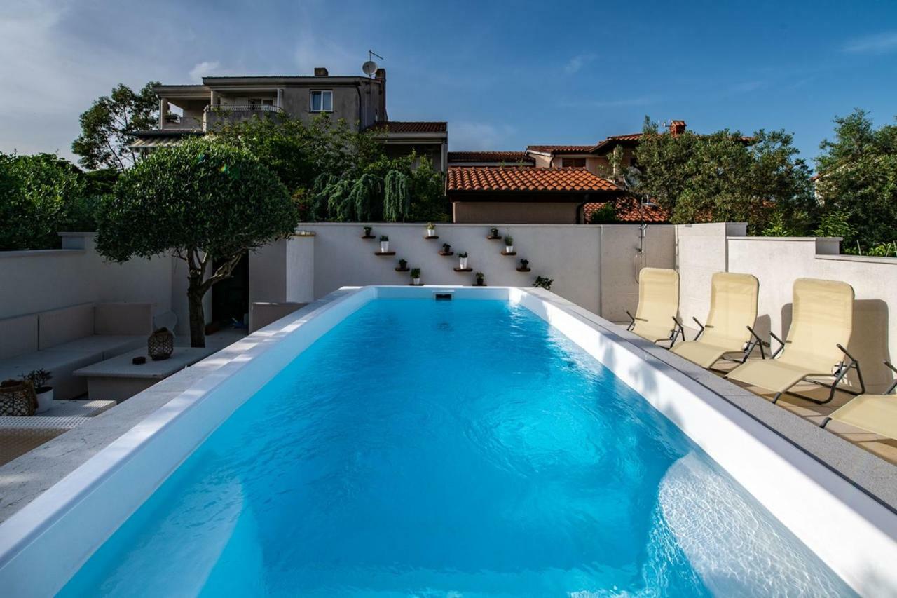 Cave Romane Apartment With Private Pool And Sea View Винкуран Екстериор снимка