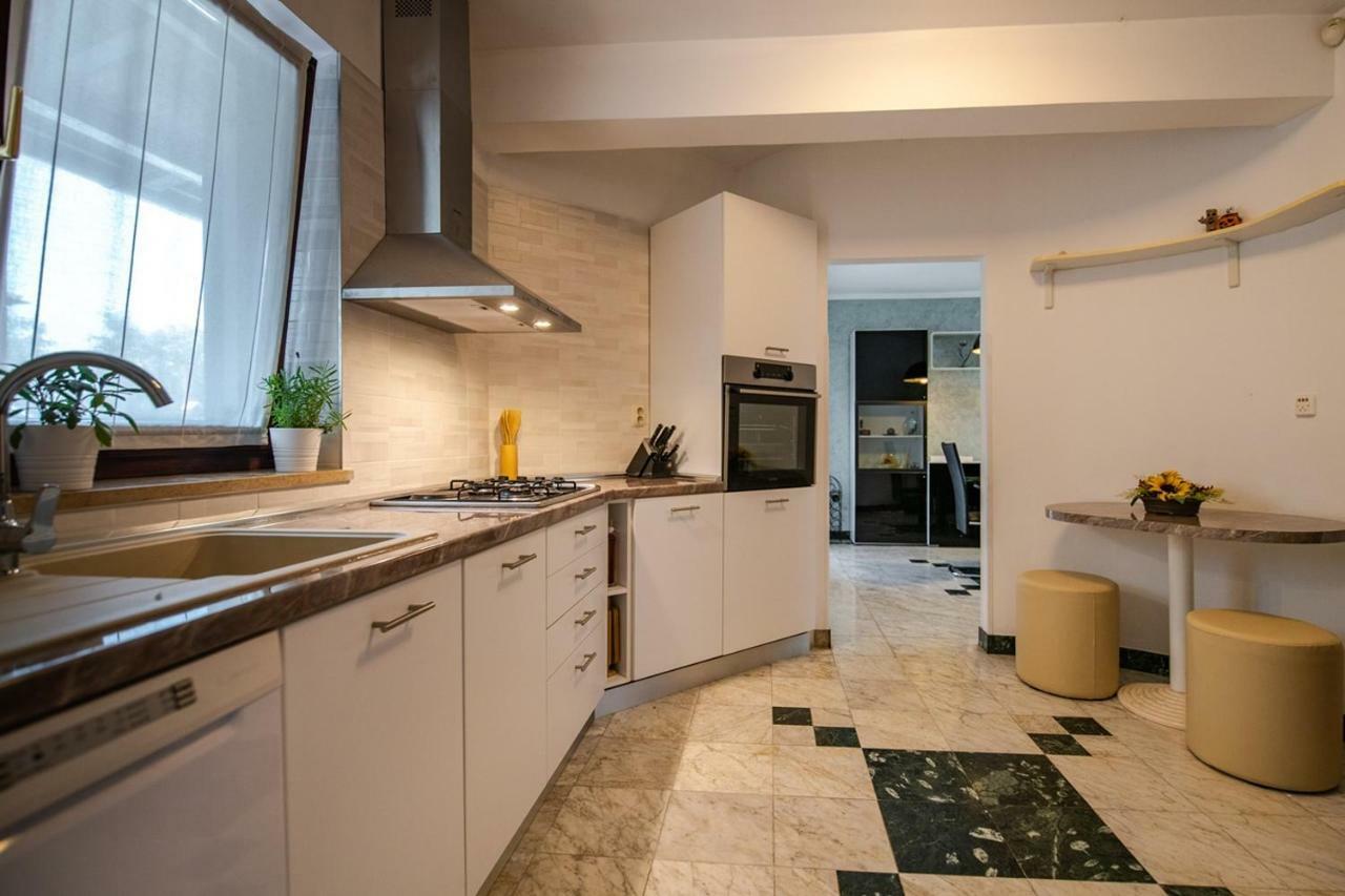 Cave Romane Apartment With Private Pool And Sea View Винкуран Екстериор снимка